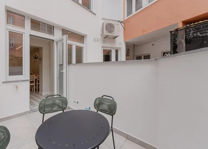 Apartman Newest Cozy - 0d *